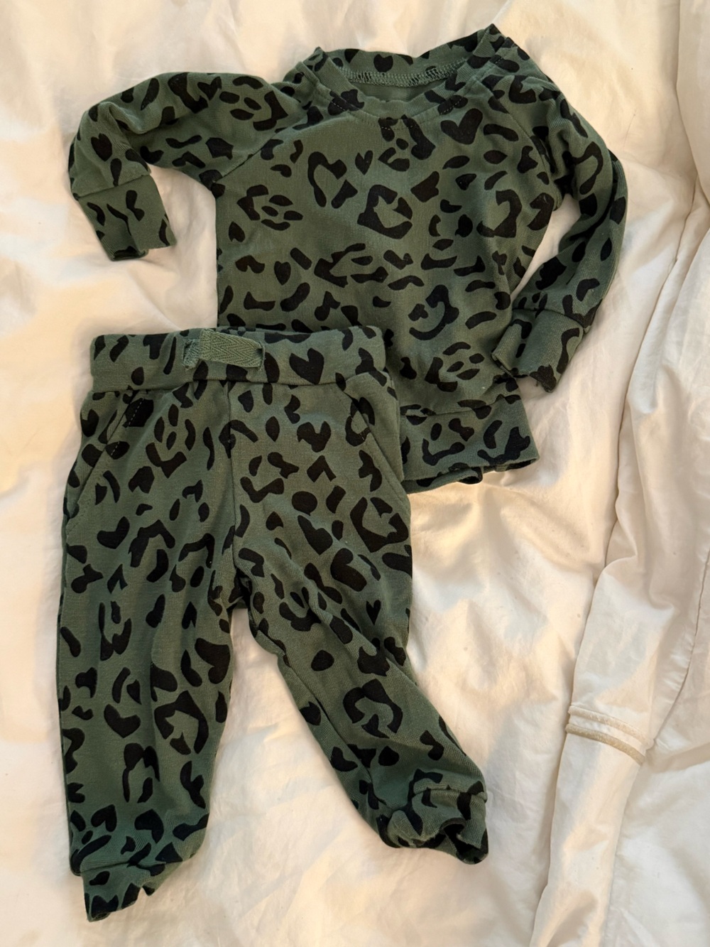 Kyte Set in perf condition - 3-6 months